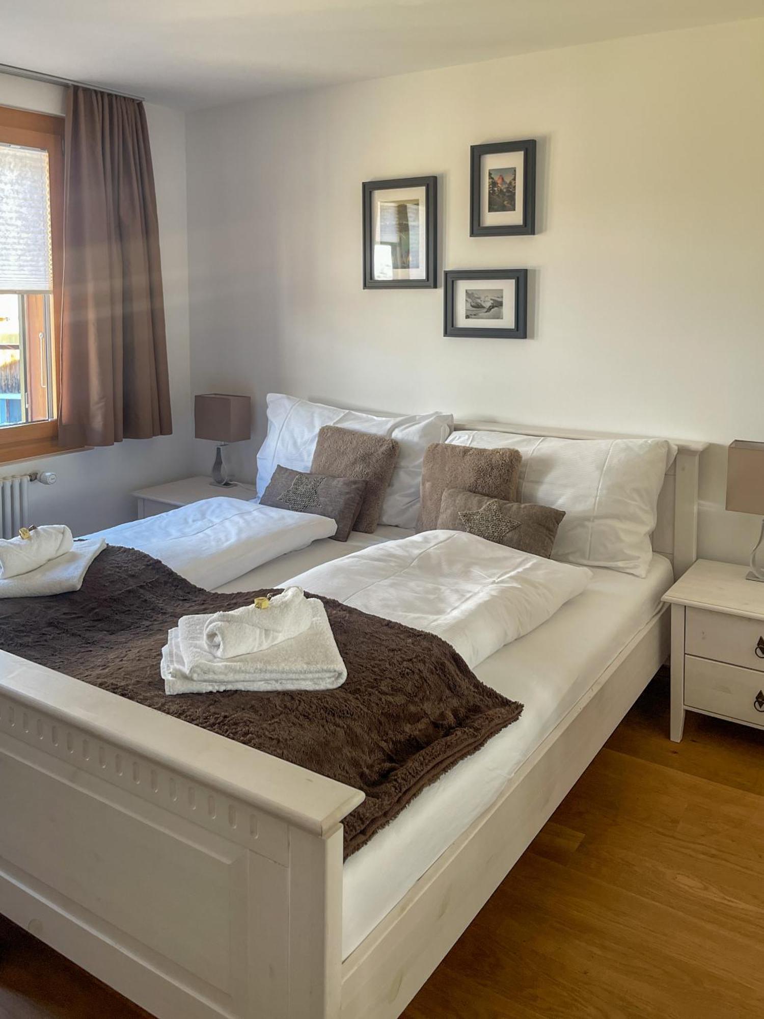 Zer Treichi Appartements Fiesch Luaran gambar