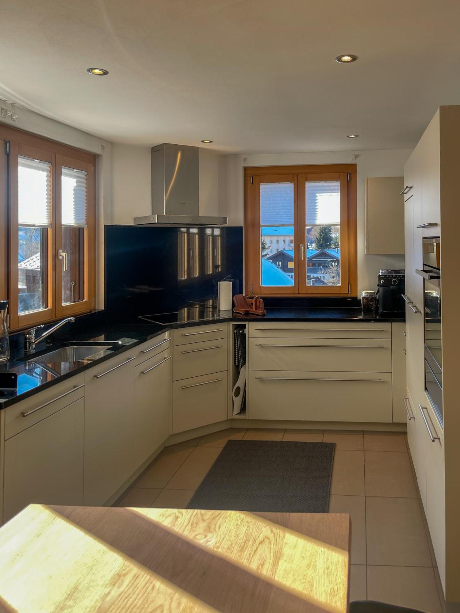 Zer Treichi Appartements Fiesch Luaran gambar