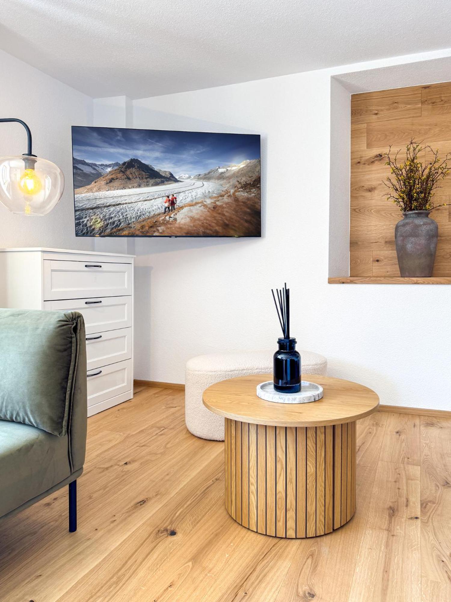 Zer Treichi Appartements Fiesch Luaran gambar